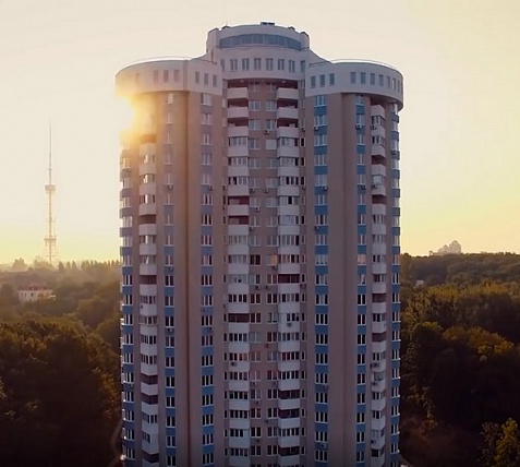 Корпорація "ДБК-ЖИТЛОБУД"